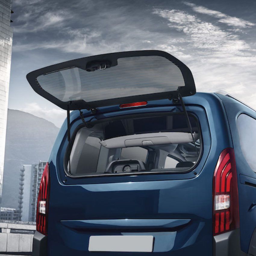 Berlingo-III-hayon-avec-lunette-arrère-ouvrante