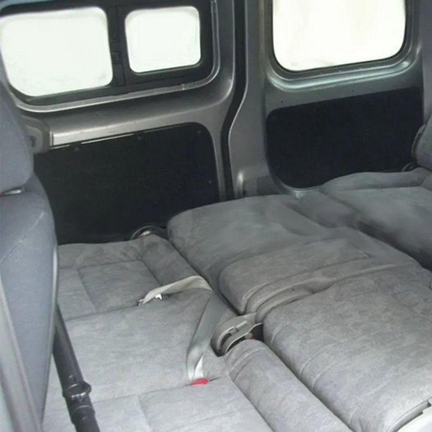 Nissan-NV200-2008-vitre-2eme-rangée-ouvrante