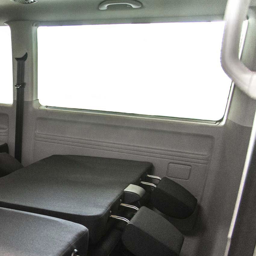VW-T5-Multivan-vitre-2ème-rangée-gauche-fixe