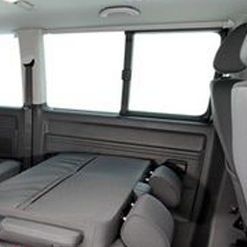 VW-T5-Multivan-vitre-2ème-rangée-gauche-ouvrante