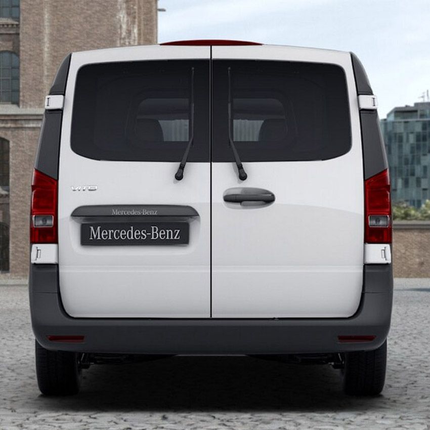 W447-double-porte-arrière