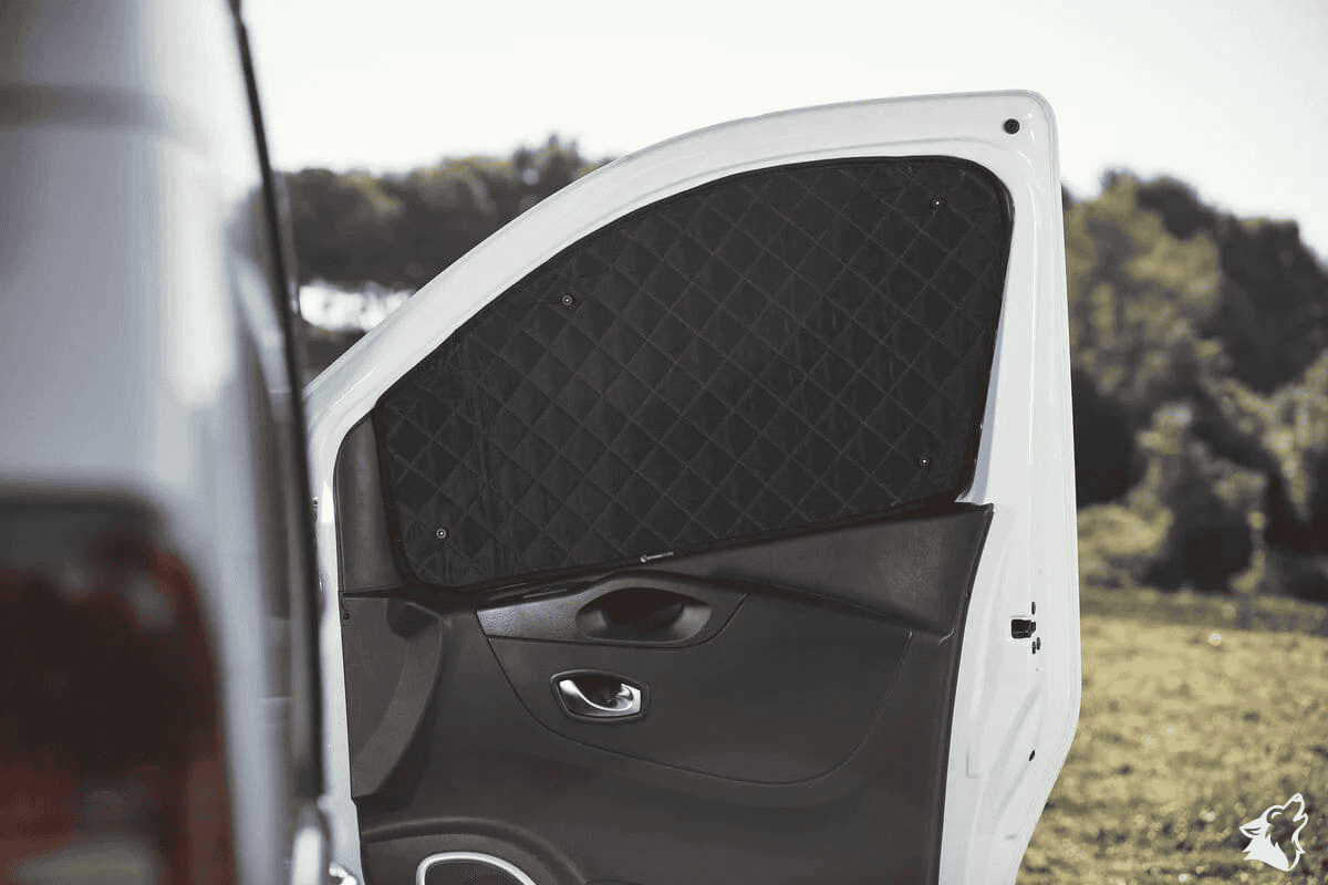 Store rideau isolant thermique à ventouses, parfait pour van aménagé ou camping-car