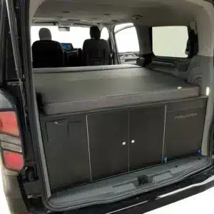 Matelas pliable pour Volkswagen T7 Caravelle Transporter et Ford Transit Custom MyVanStore conçu pour van aménagé et camping car afin d’offrir un couchage confortable et optimiser l’aménagement intérieur